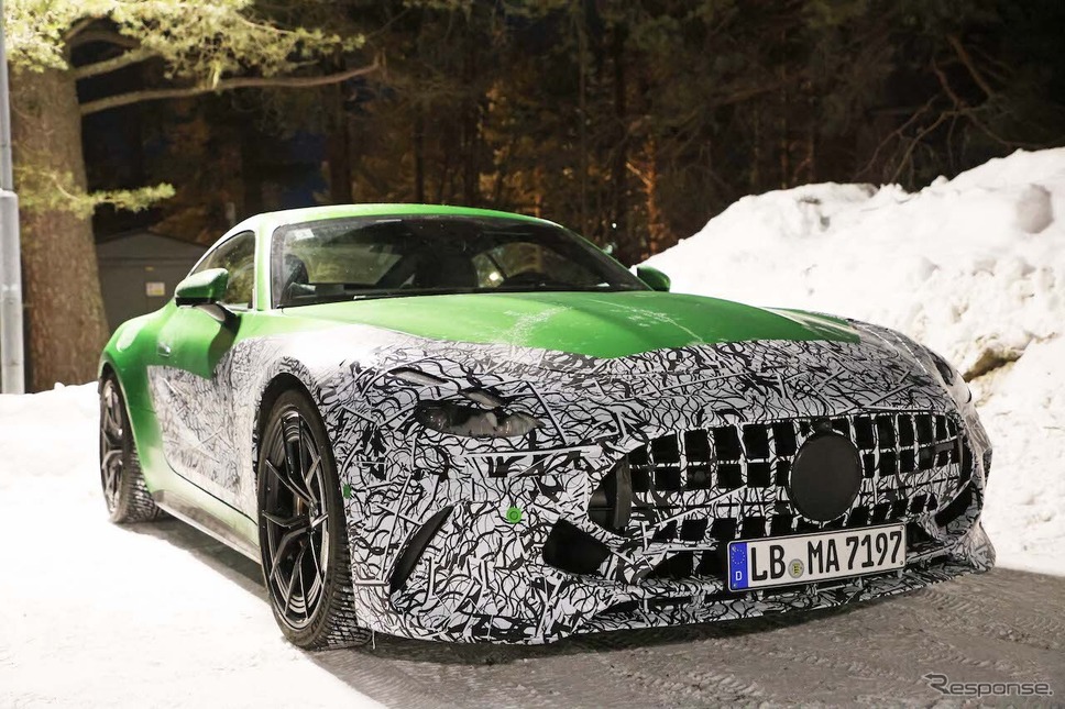 メルセデスAMG GTクーペ 次期型プロトタイプ(スクープ写真)《APOLLO NEWS SERVICE》