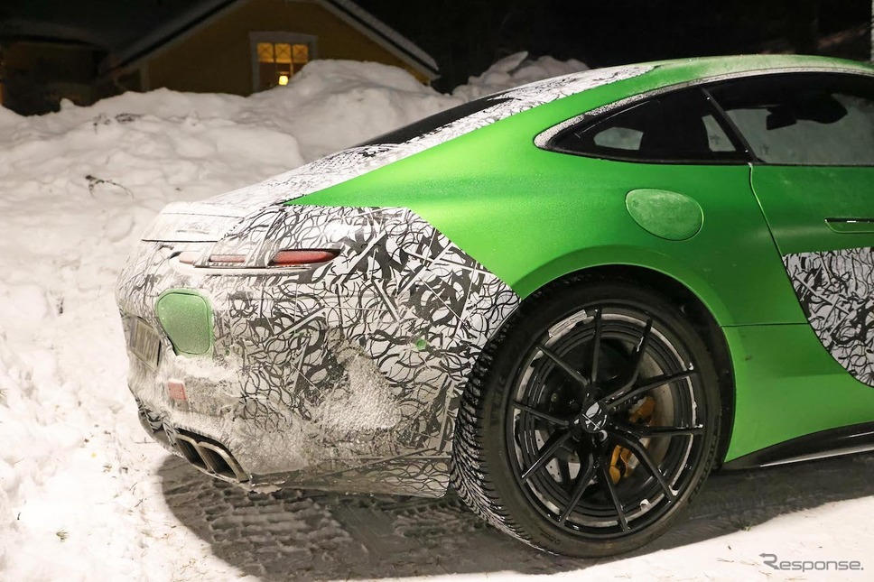 メルセデスAMG GTクーペ 次期型プロトタイプ(スクープ写真)《APOLLO NEWS SERVICE》