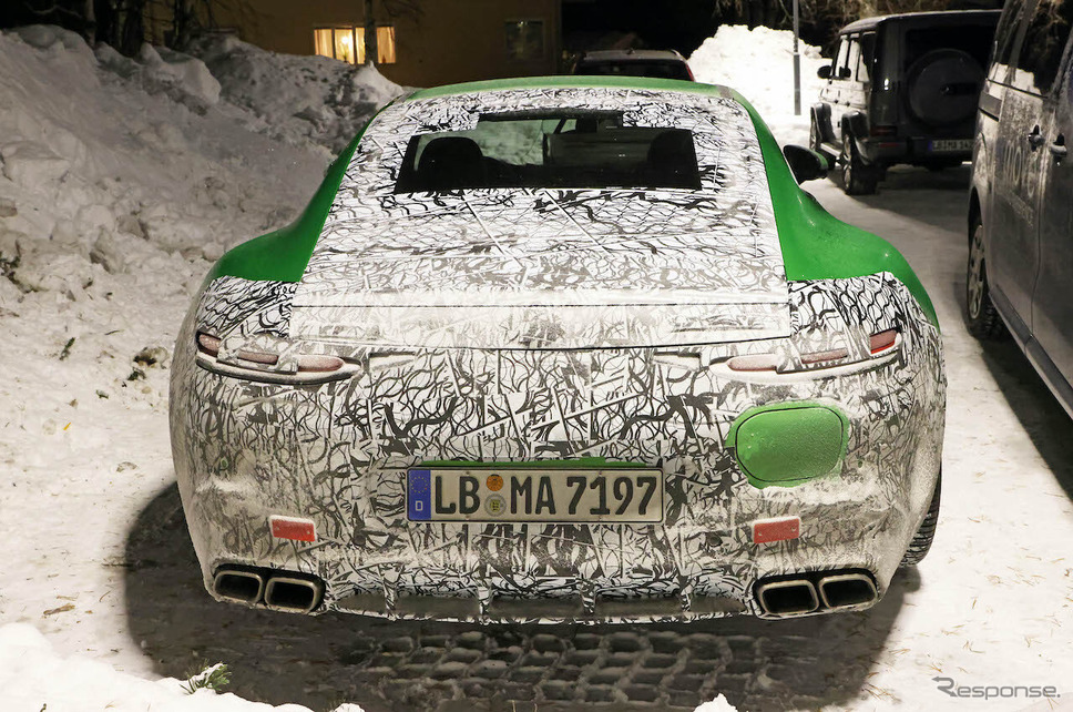 メルセデスAMG GTクーペ 次期型プロトタイプ(スクープ写真)《APOLLO NEWS SERVICE》