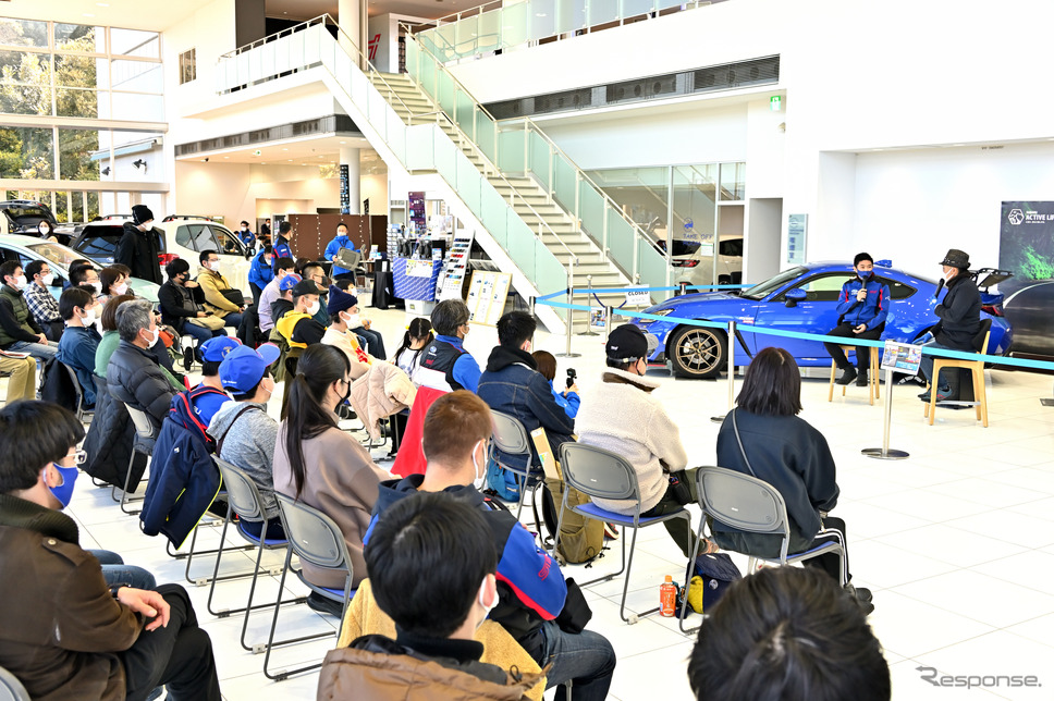 東京スバル三鷹店「Takuty Special Festa」《撮影 雪岡直樹》
