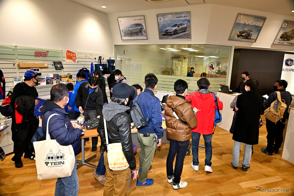 東京スバル三鷹店「Takuty Special Festa」《撮影 雪岡直樹》