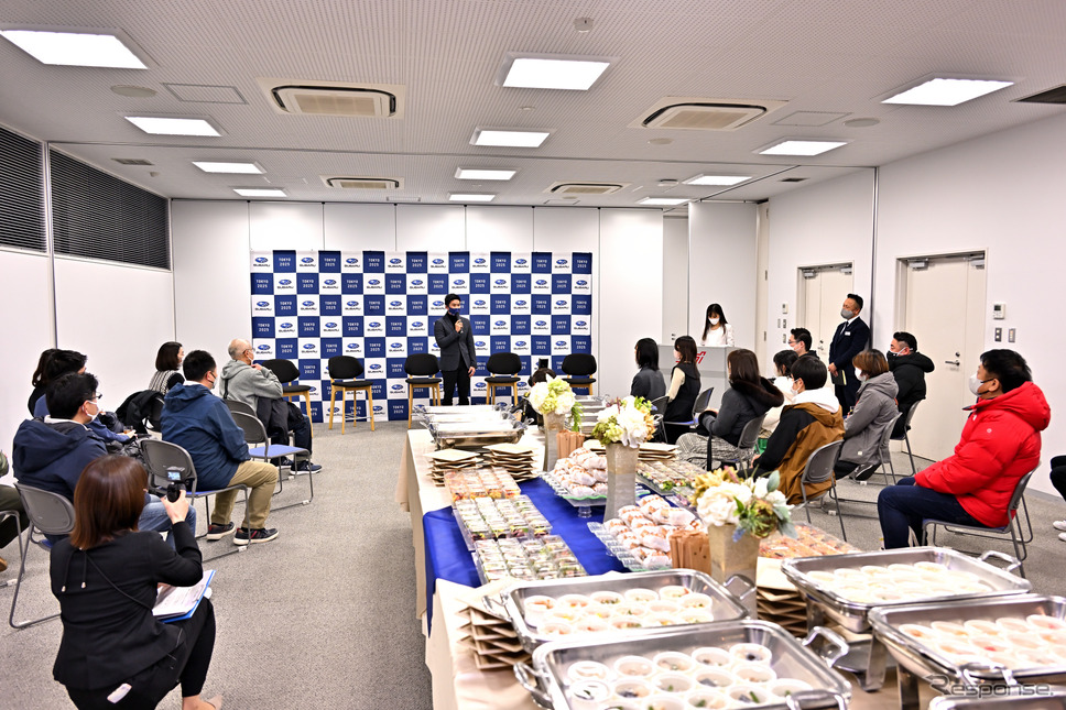 東京スバル三鷹店「Takuty Special Festa」《撮影 雪岡直樹》