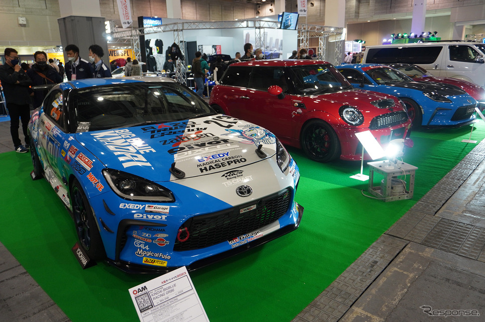 近畿大学体育会自動車部「KINDAI BIG BLUE RACING」のGR86(大阪オートメッセ2023)《写真撮影 宮崎壮人》