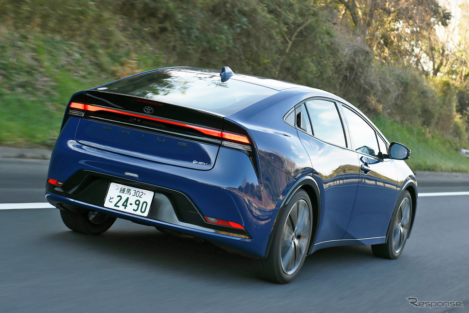 トヨタ プリウス 新型(2.0リットルハイブリッド E-Four)《写真撮影 中野英幸》