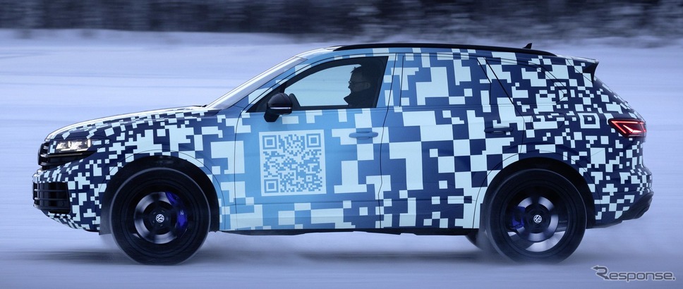 フォルクスワーゲン・トゥアレグ 改良新型のプロトタイプ《photo by VW》