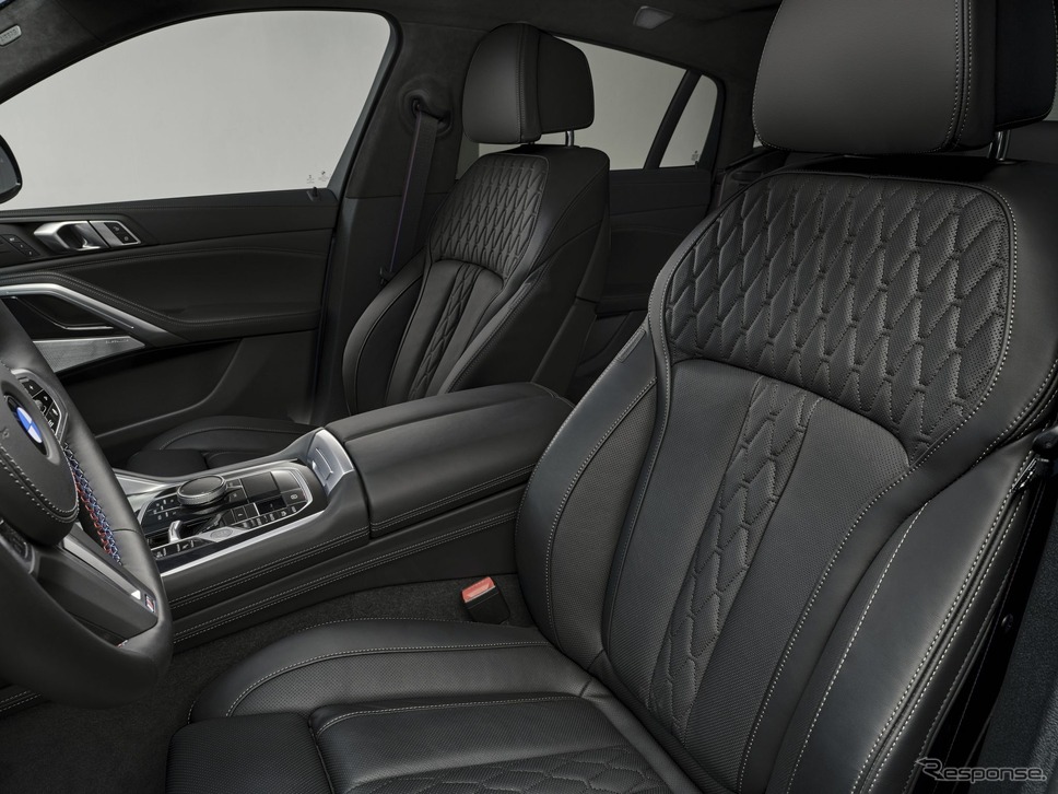 BMW X6 改良新型の「M60i」《photo by BMW》