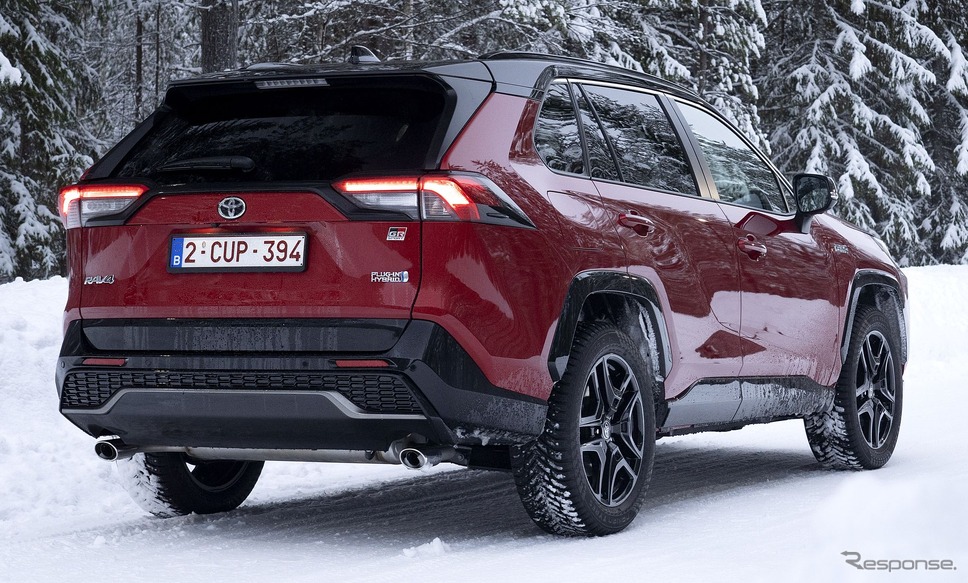 トヨタ RAV4 プラグインハイブリッド の「GRスポーツ」(欧州仕様)《photo by Toyota》