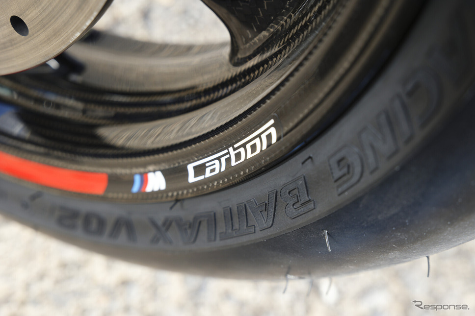 BMW S1000RR《写真提供 BMW Motorrad》