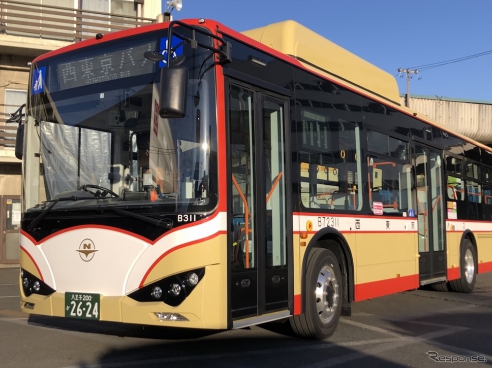 大型EV路線バス外観《写真提供：西東京バス》
