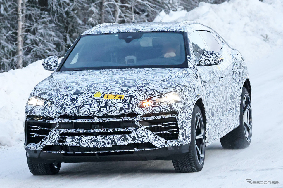 ランボルギーニ ウルスPHEV(仮)プロトタイプ(スクープ写真)《APOLLO NEWS SERVICE》