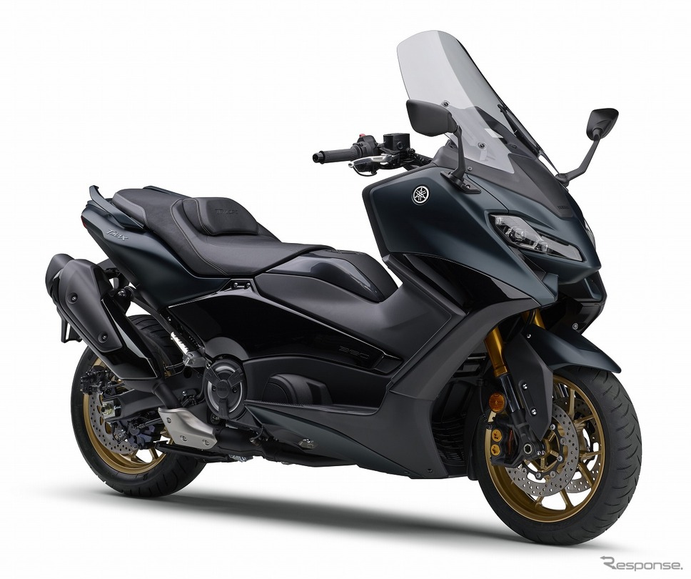 ヤマハ TMAX560 TECH MAX ABS（マットダークグリーン）《写真提供：ヤマハ発動機》