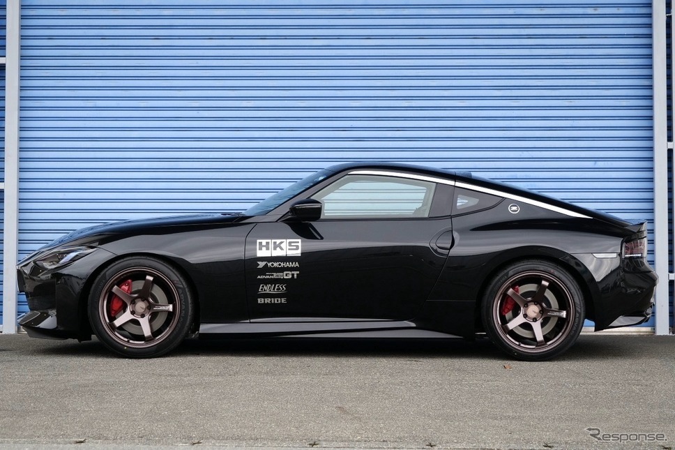 フェアレディZ(RZ34)、HKSハイパーマックス装着車《写真提供 HKS》