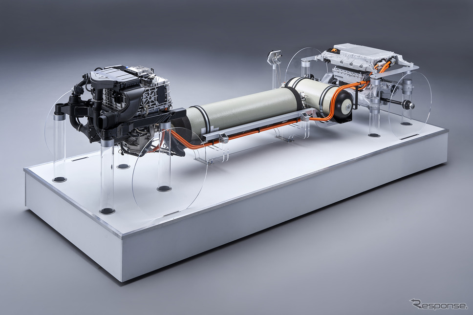 BMW『iX5 HYDROGEN』の燃料電池パワートレイン《photo by BMW》
