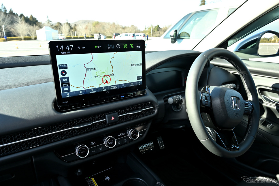 「11.4インチ Honda CONNECTナビ」を装着したホンダ ZR-V《写真撮影 雪岡直樹》