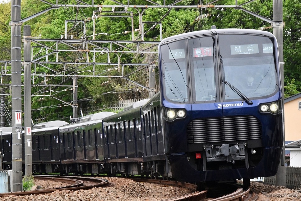 平日朝に1号車が女性専用車となる10両編成の相鉄・東急直通線用相鉄20000系。《写真提供 相模鉄道》