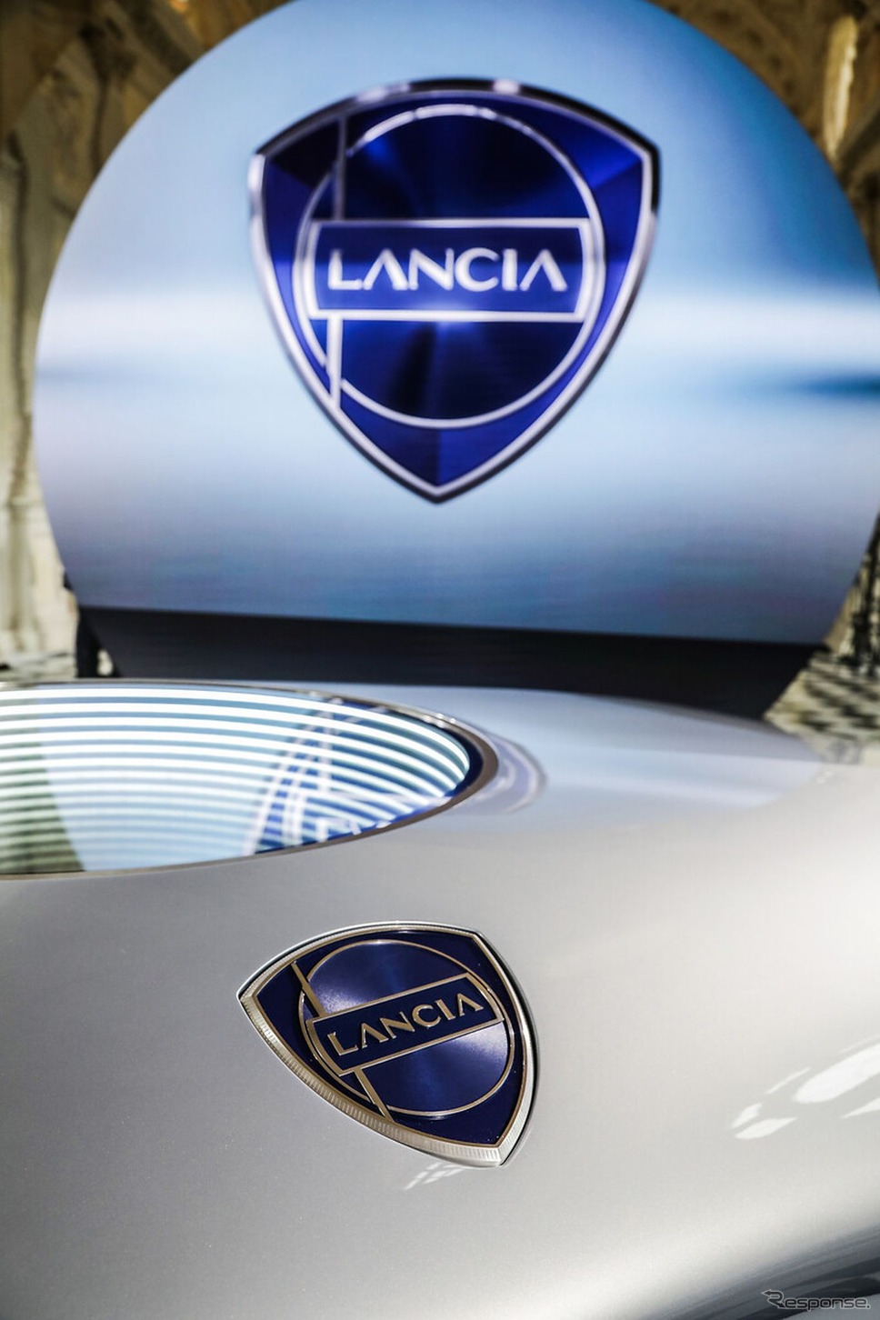 ランチアの新しいロゴマーク《photo by Lancia》