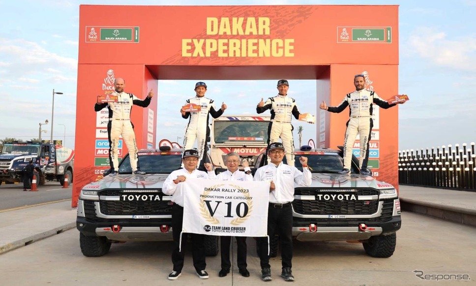 ダカールラリー2023で市販車部門V10のトヨタ車体チーム。三浦は2位《写真提供 トヨタ車体》