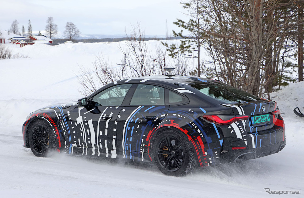 BMW Mが開発する高性能4モーターEVのプロトタイプ（スクープ写真）《APOLLO NEWS SERVICE》