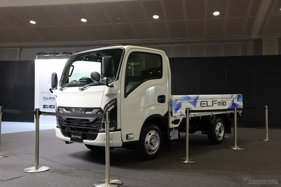 いすゞエルフ新型《写真提供 いすゞ自動車》