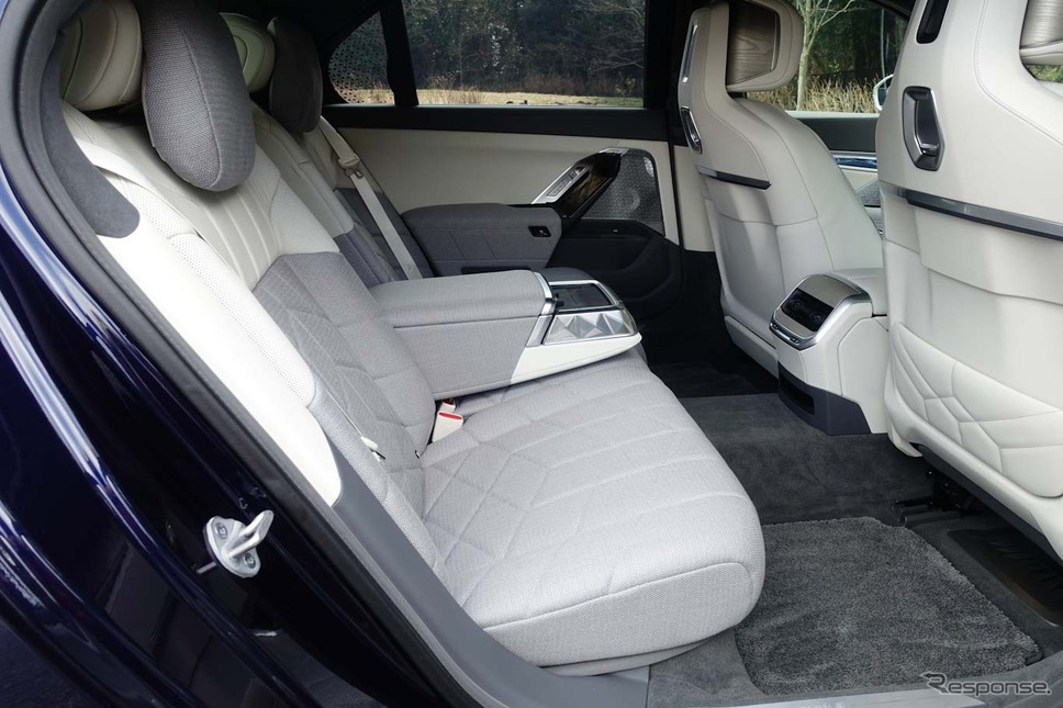 BMW i7 xDrive60《写真撮影 中村孝仁》