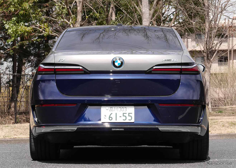 BMW i7 xDrive60《写真撮影 中村孝仁》