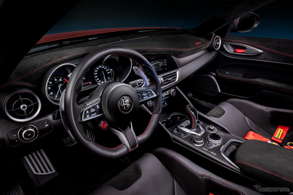 アルファロメオ・ジュリア GTAm 新型《photo by Alfa Romeo》