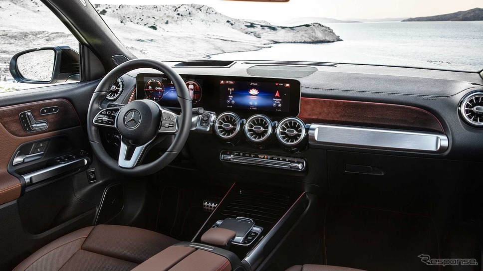 メルセデスベンツ GLB 現行型(参考)《photo by Mercedes-Benz》