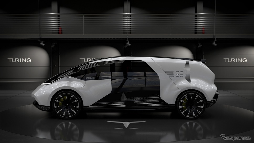 完全自動運転EVのコンセプトカー《写真提供:Turing》