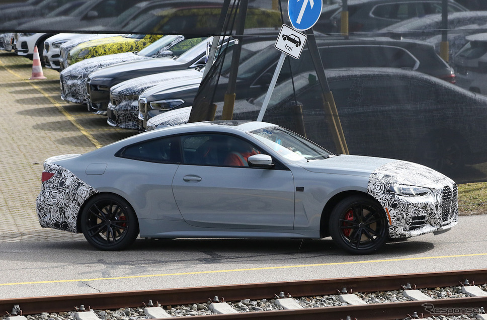 BMW 4シリーズ クーペ 改良新型プロトタイプ(スクープ写真)《APOLLO NEWS SERVICE》