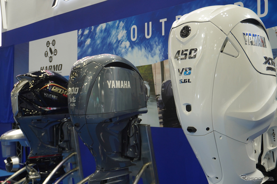 ヤマハの主力製品となる船外機（ジャパン・インターナショナルボートショー2023）《写真撮影 宮崎壮人》