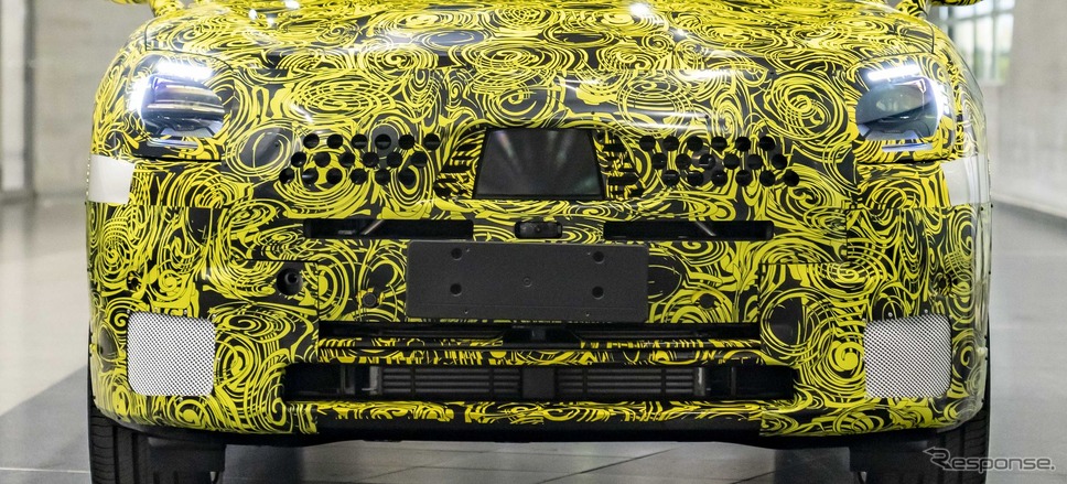 MINI カントリーマン(クロスオーバー)次期型のEVプロトタイプ《photo by MINI》