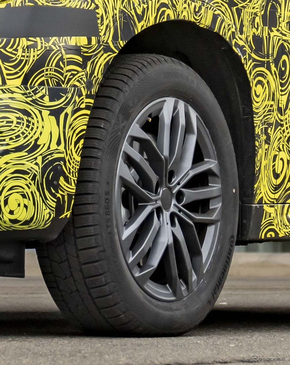 MINI カントリーマン(クロスオーバー)次期型のEVプロトタイプ《photo by MINI》