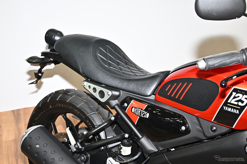 ヤマハ XSR125 アクセサリーパーツ装着車(東京モーターサイクルショー2023)《写真撮影 雪岡直樹》