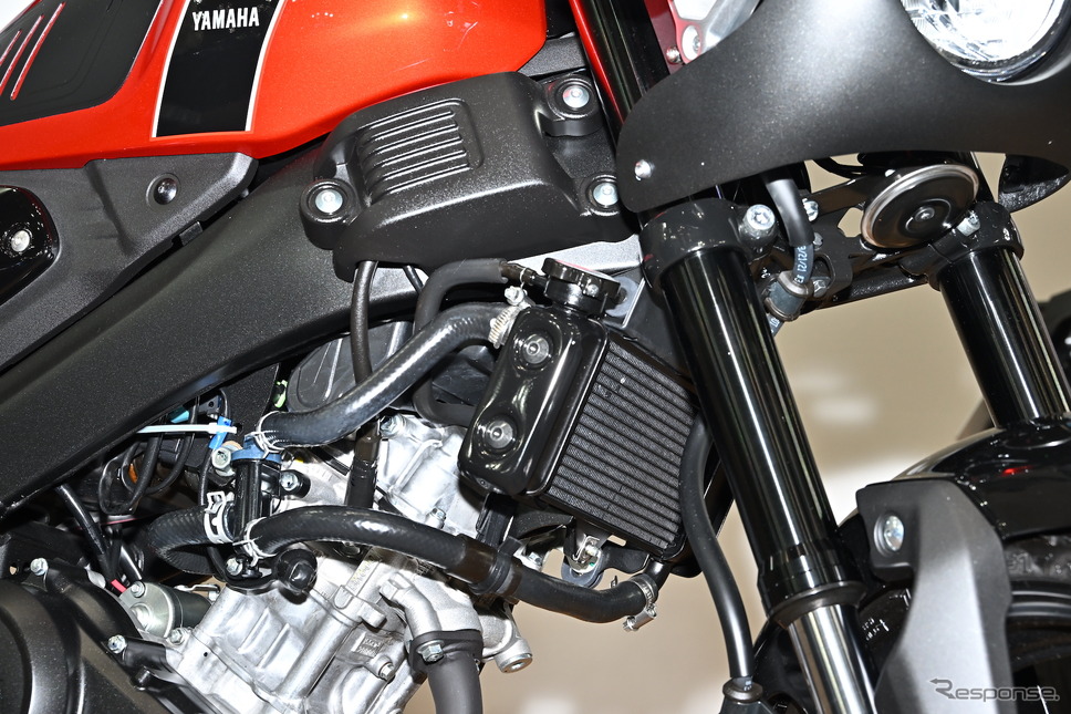 ヤマハ XSR125 アクセサリーパーツ装着車(東京モーターサイクルショー2023)《写真撮影 雪岡直樹》