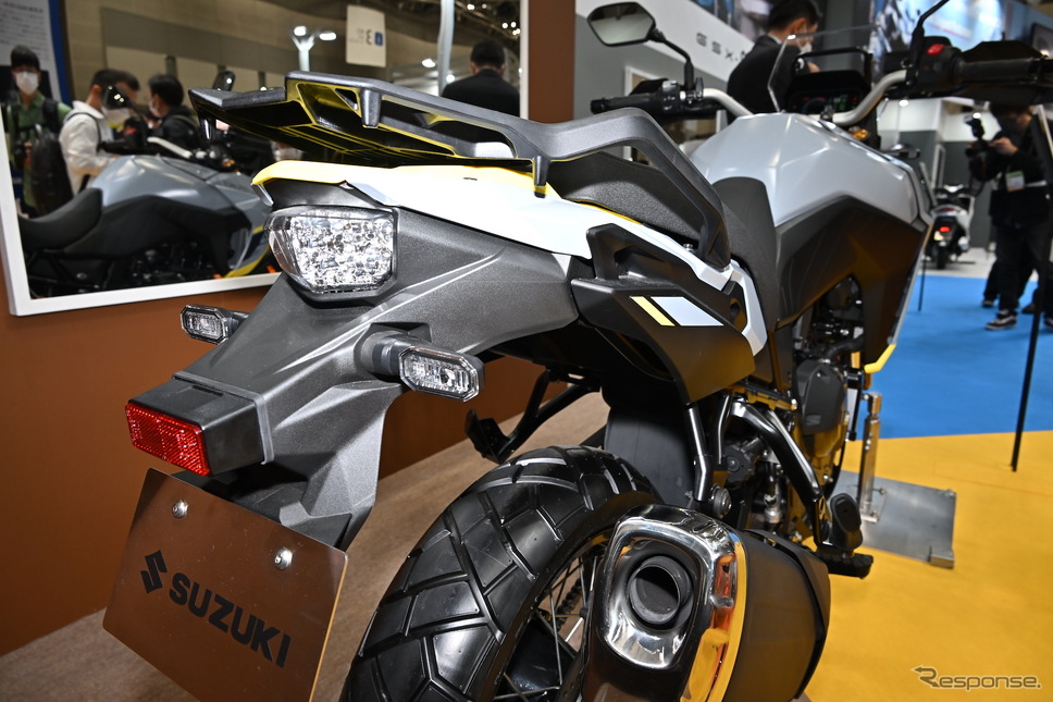 スズキ Vストローム800DE（東京モーターサイクルショー2023）《写真撮影 雪岡直樹》