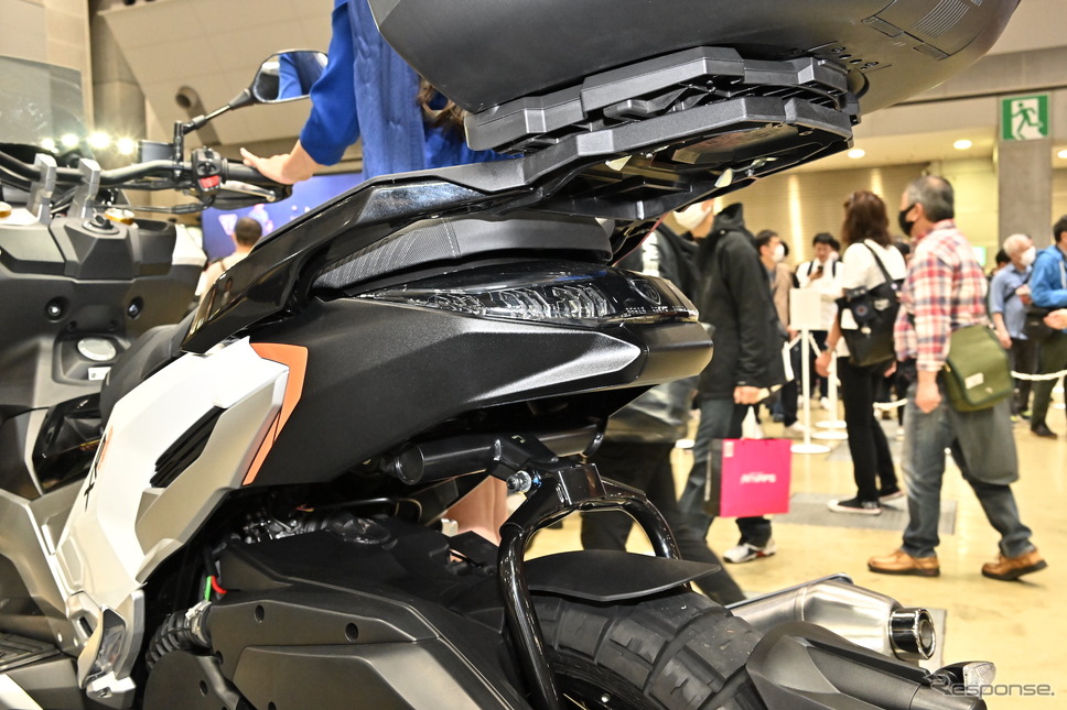 プジョーモトシクル XP400 GT(東京モーターサイクルショー2023)《写真撮影 雪岡直樹》