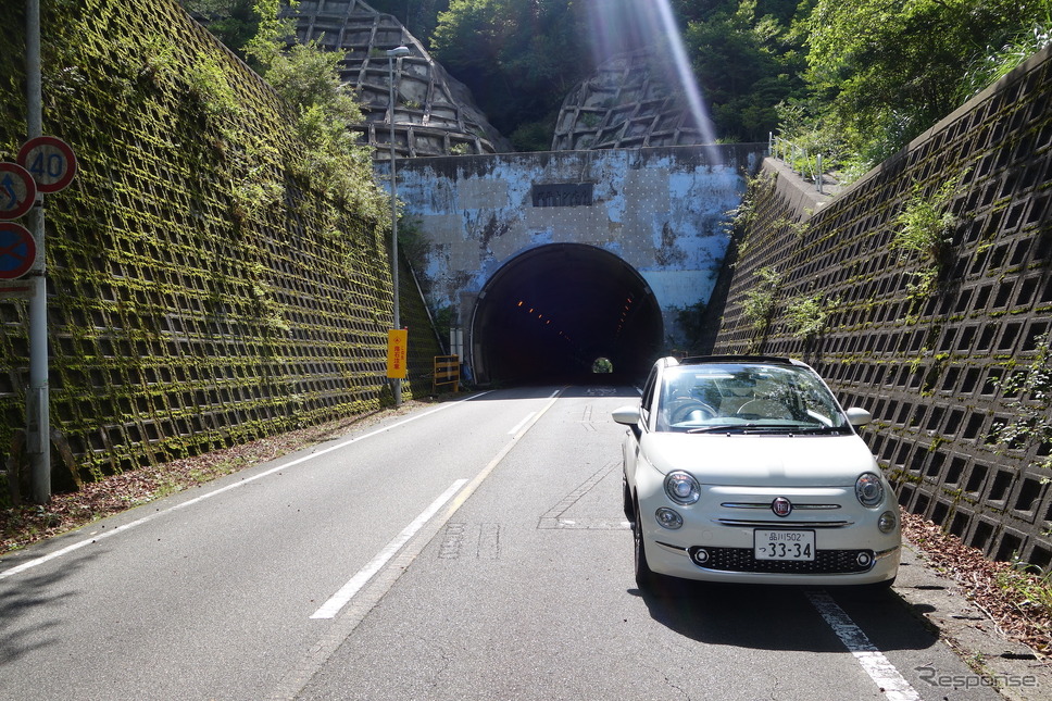 標高800mの鈴鹿スカイライン武平峠のトンネル出口にて。平地の猛暑がウソのような気持ち良さだった。《写真撮影 井元康一郎》
