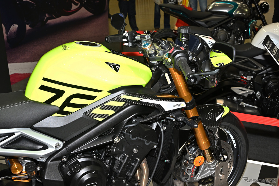 トライアンフ ストリートトリプル765 Moto2エディション（東京モーターサイクルショー2023）《写真撮影 雪岡直樹》