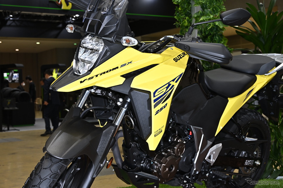 スズキ VストロームSX（東京モーターサイクルショー2023）《写真撮影 雪岡直樹》