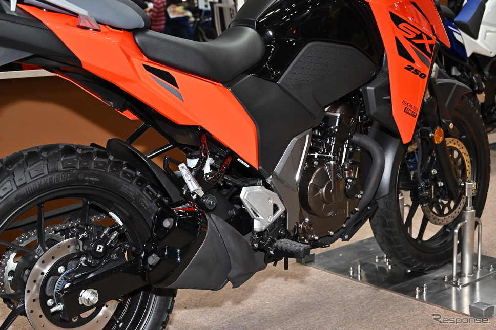 スズキ VストロームSX（東京モーターサイクルショー2023）《写真撮影 雪岡直樹》