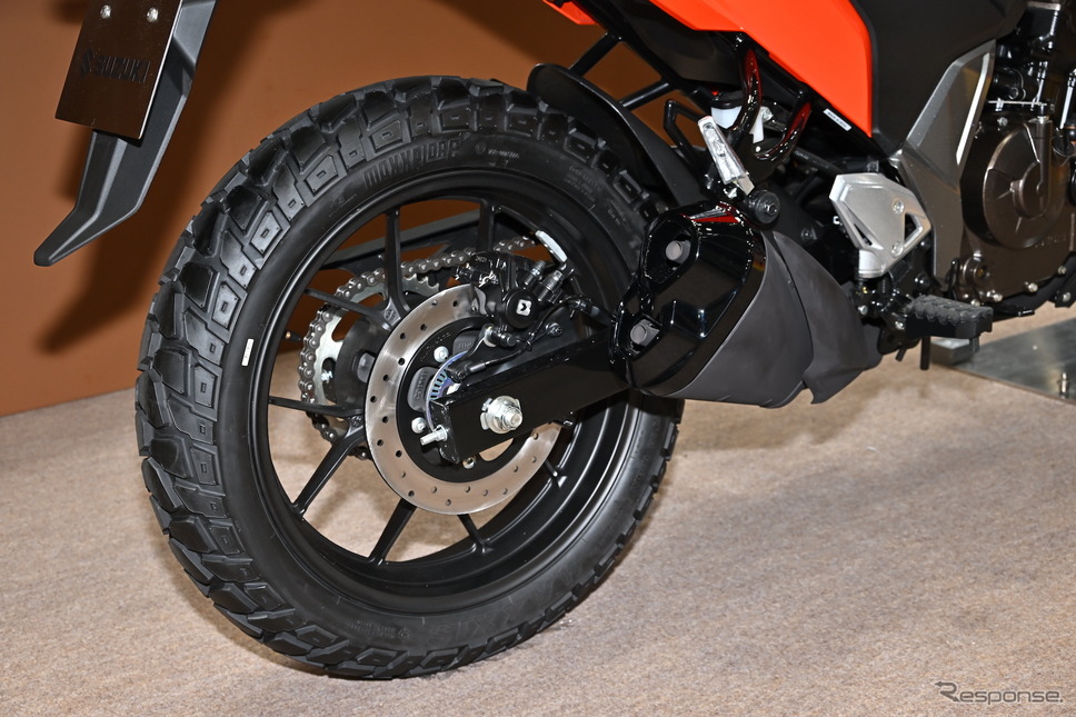 スズキ VストロームSX（東京モーターサイクルショー2023）《写真撮影 雪岡直樹》