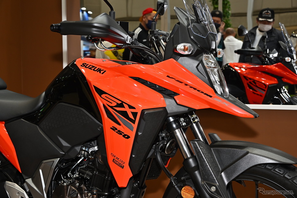 スズキ VストロームSX（東京モーターサイクルショー2023）《写真撮影 雪岡直樹》