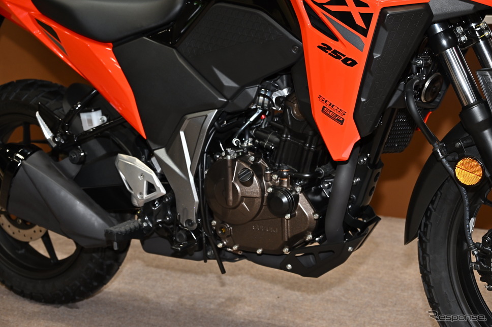 スズキ VストロームSX（東京モーターサイクルショー2023）《写真撮影 雪岡直樹》