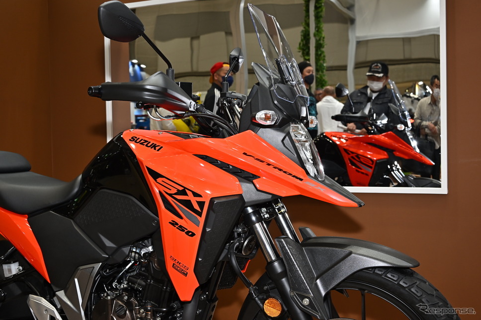 スズキ VストロームSX（東京モーターサイクルショー2023）《写真撮影 雪岡直樹》