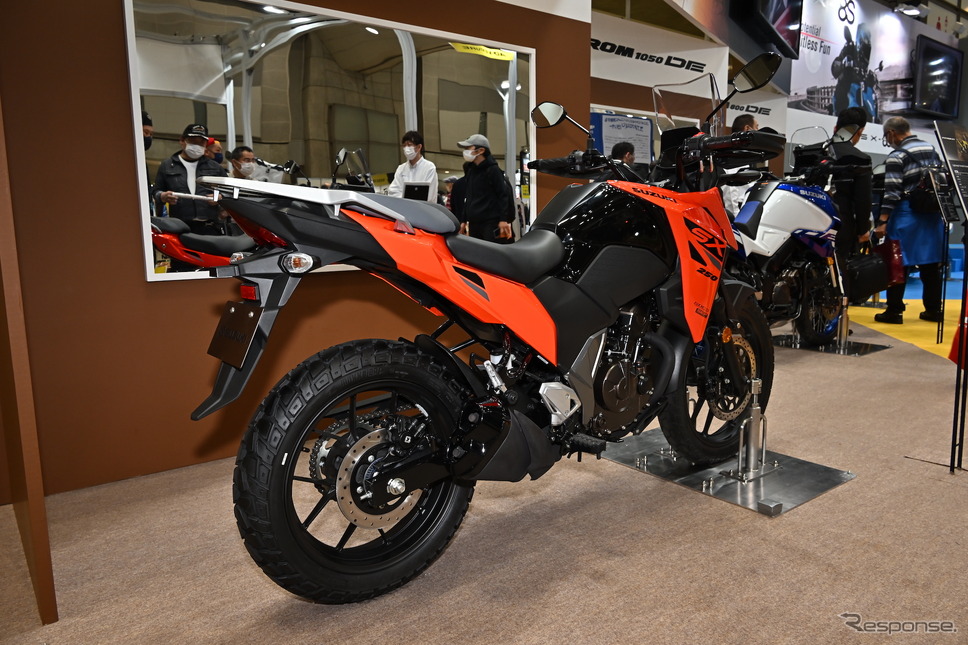 スズキ VストロームSX（東京モーターサイクルショー2023）《写真撮影 雪岡直樹》