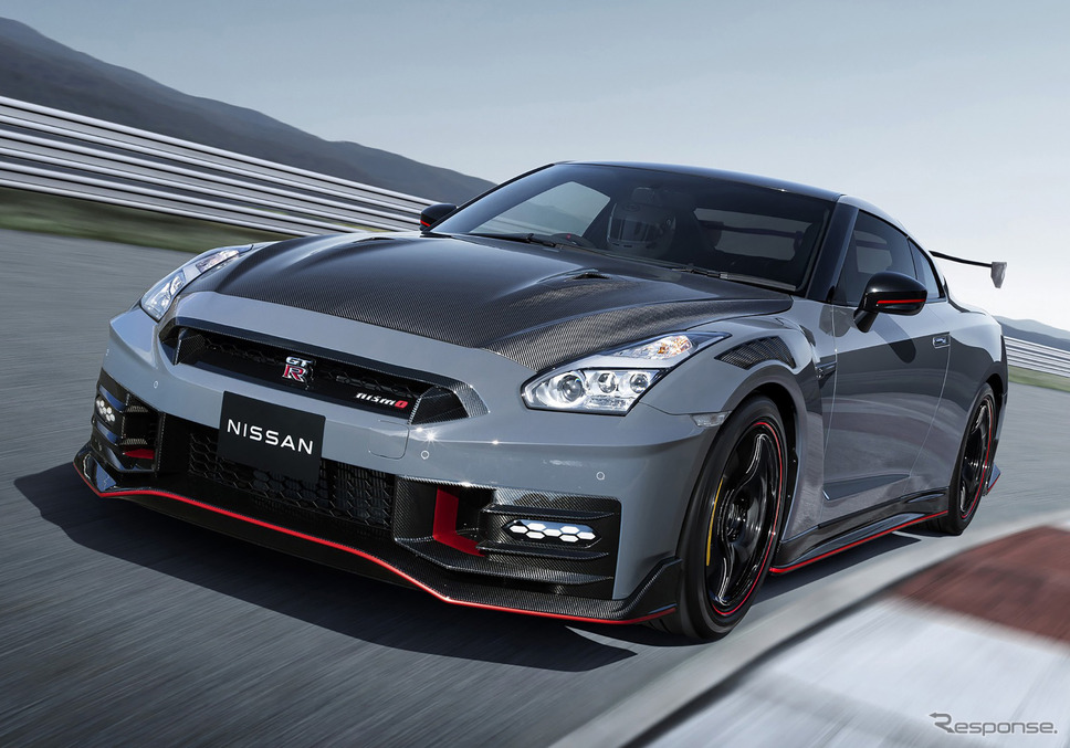 2択アンケート「GT-R 2024年モデルは高い? スペックを考えれば安い?」【クルマら部 車論調査】