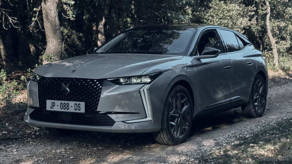 DS 4 の「ESPRIT DE VOYAGE」《photo by DS》