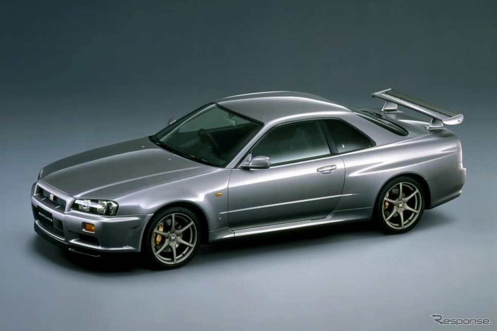日産 スカイラインGT-R(BNR34)《写真提供 日産モータースポーツ&カスタマイズ》