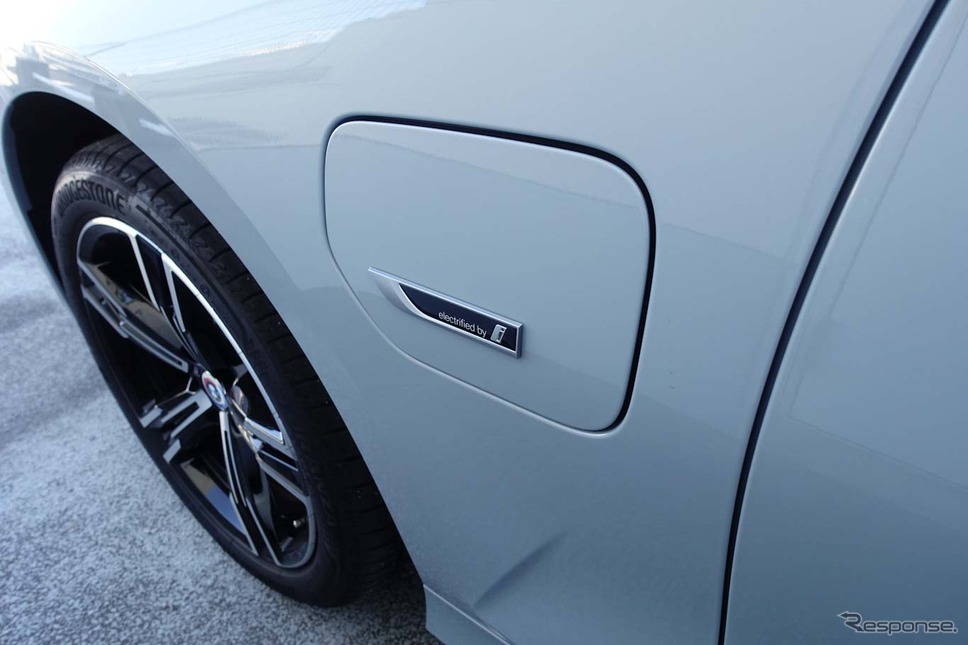 BMW 330e《写真撮影 中村孝仁》
