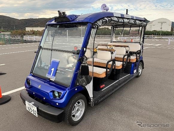 自動運転レベル4自動運行装置として認可された車両《写真提供 国土交通省》